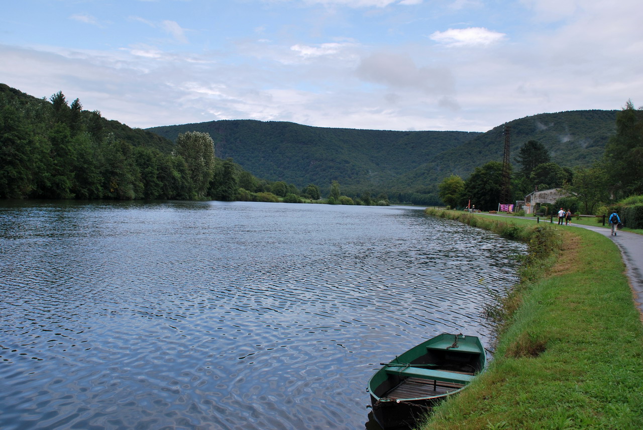 DSC_0557 Meuse vers Haybes.JPG