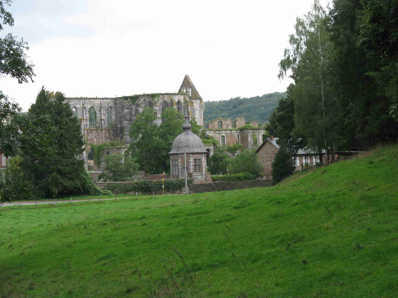 Rando __ l_Abbaye d_Aulne _ B _ 034 bis.jpg